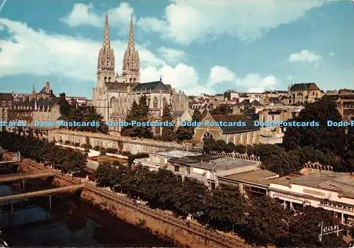 D108102 La Bretagne. Quimper. Les ponts sur l Odet. les remparts et la Cathedral