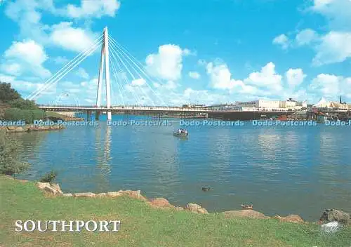 D110372 Southport. Marine Lake. Lachs