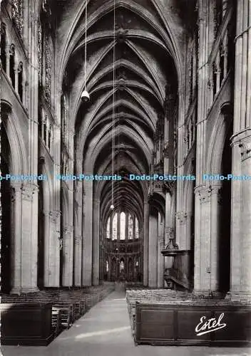 D112136 La Cathedrale de Chartres. La Nef. Schiff. Estel. Lavelle. 4216