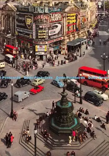 D112201 2L5. Westminster. Piccadilly Circus. London. Hinde. Kodak Ektachrome