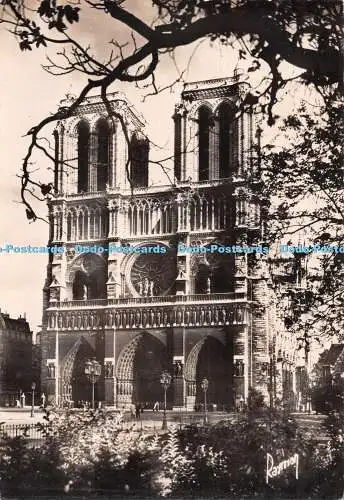 D112668 Images de Paris. Notre Dame et ses Jardins. Raymon. La Photomecanique