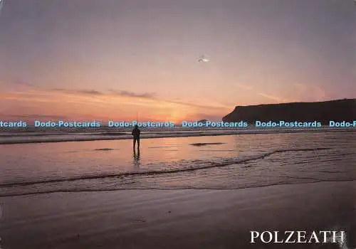 D111107 Polzeath. Cornwall. Sonnenuntergang über dem Sand und Pentire Point. J. Salmon.