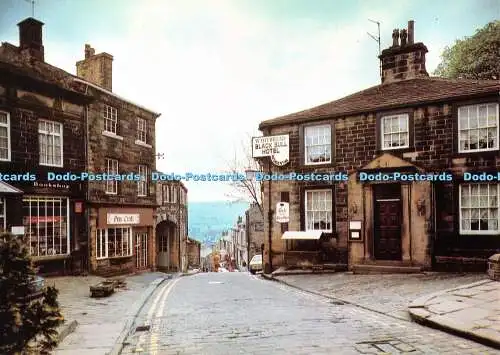 D116362 Yorkshire. Hauptstraße. Haworth. Eine steile schmale Straße. Walter Scott