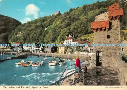 D111429 Devon. Lynmouth. Der Hafen und Mars Hill. John Hinde. F.R.P.S. 1976