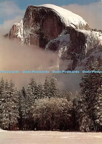 D118363 Yosemite Nationalpark. Kalifornien. Half Dome. Winter. Bestes Studio. Die