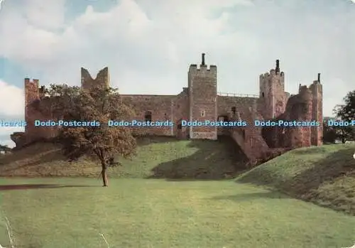 D118470 Suffolk. Framlingham Castle. Blick von Westen. Ministerium für öffentliches Bauen