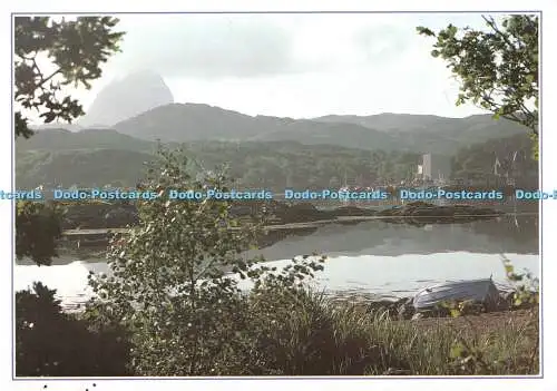 D118918 Lochinver Pier mit Suilven im Hintergrund. Simon McLeod. Dixon