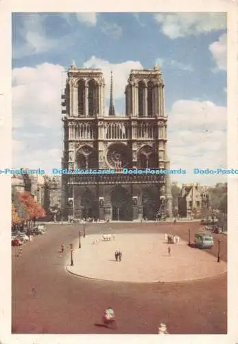 D117589 Paris. L Eglise Notre Dame. A. Noyer. 1953