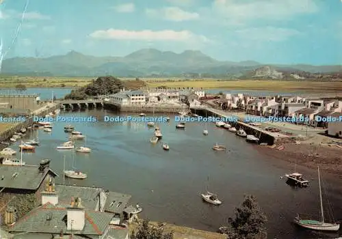 D115944 Gwynedd. Porthmadog. Blick auf Porthmadog Hafen mit Blick in Richtung Cnicht