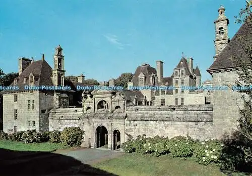 D119797 Chateau de Kerjean en Saint Vougay. Finistere. Vue Generale. Castelet