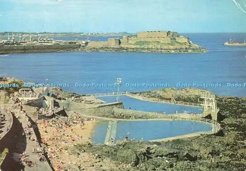 D156137 C. I. Havelet Bay und Castle Cornet. Guernsey. Jarrold