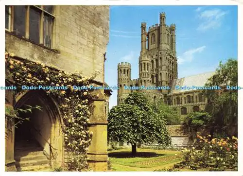 D159334 Ely Cathedral. Westturm aus dem Alten Dekanat. Walter Scott