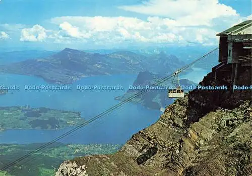 D158427 Pilatus Luftseilbahn mit Blick auf den Vierwaldstättersee. Globetrotter. G.