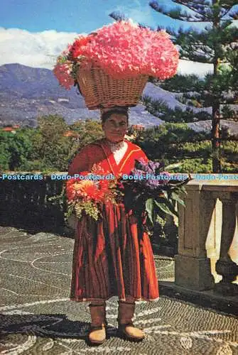 D161461 Madeira. Blumenmädchen. Funchal. J. Arthur Dixon