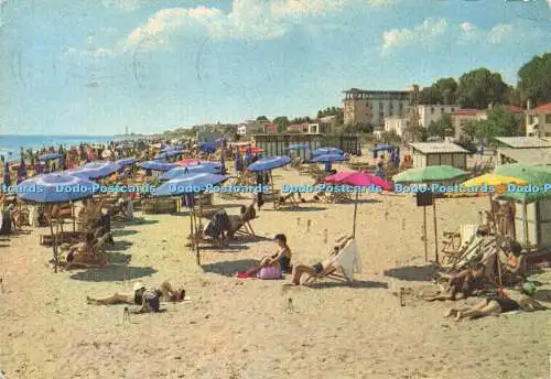 D163738 Lido di Jesolo. The Beach and the Ritz Hotel. Minerva Jesolo. 1961