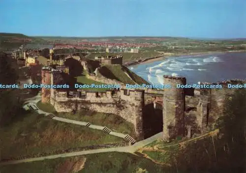 D159001 Scarborough Castle. North Yorkshire. Deiche und Barbakane aus dem Schloss.