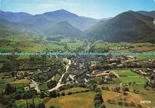 D165301 Les Pyrenees. Arreau. Artpyr. 1989