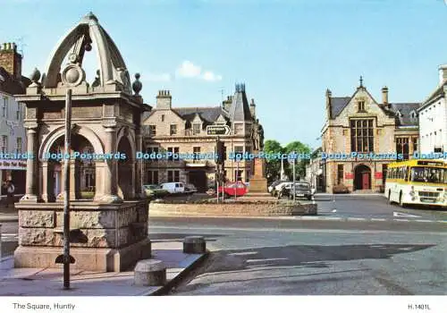 D160897 Huntly. Das Quadrat. E. T. W. Dennis