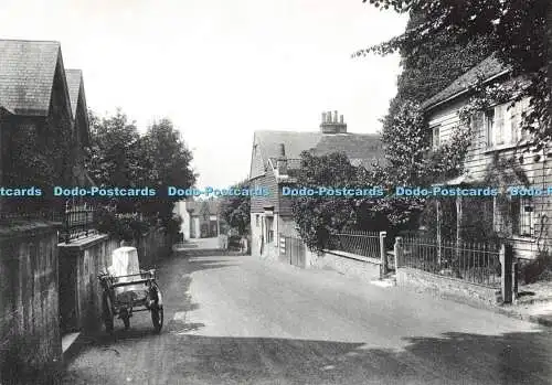 D164528 Cheam High St. Blick nach Westen. London Borough of Sutton Public Library. Fr