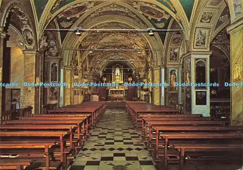 D166793 Lago Maggiore. Locarno. Innere Wallfahrtskirche Madonna del Sasso. Negozio Pr