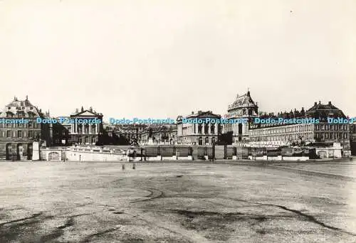 D163065 Le Chateau De Versailles. Et la Cour d Honneur. Serv. Handelsmonumen