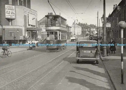 D163463 Eines von Birmingham Fahrzeugen mit offenem Balkon fährt für Dudley oder Wednesbury.