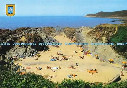 D163474 Woolacombe. Barricane Beach und Morte Point. Golden Shield