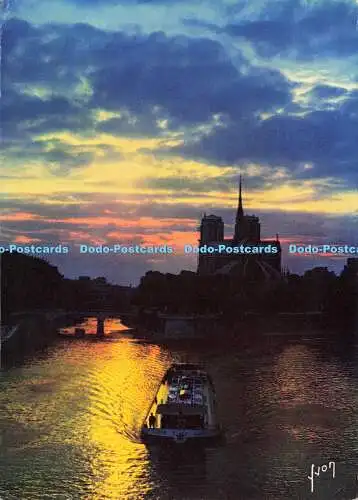 D167943 Paris. Coucher de Soleil Sur Notre Dame. Yvon. S.P.A.D.E.M. 1964