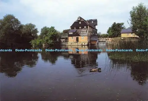 D180547 Cambridgeshire. Houghton Mill. National Trust. Phil Brunsdon