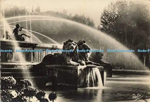 D183938 Aix en Provence. La Grande Fontaine. Rella