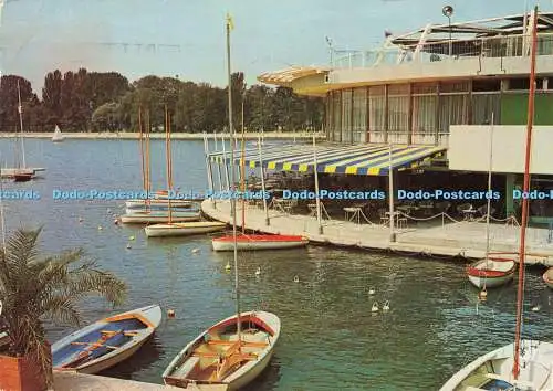 D183939 Vichy. Allier. Le Plan d Eau et la Rotonde du Yacht Club. Lys. 1970