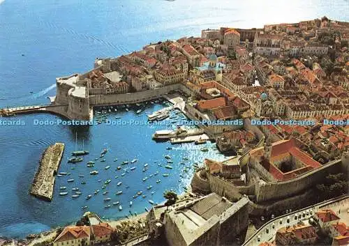 D182644 Dubrovnik. Der alte Stadthafen. Ein Luftblick. Niro. Privredni Vjesnik