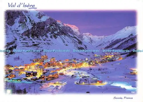 D184421 Frankreich. Savoie. Val d Isere. Panorama de la Station au Crepuscule. Edy C