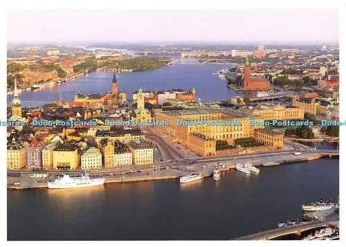 D183150 Stockholm. Hoch über der Altstadt und dem Königspalast. oben. Richard