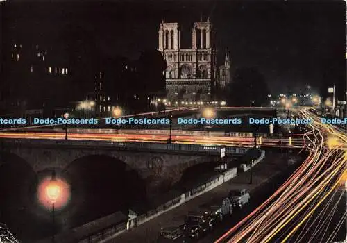 D181599 Paris. Notre Dame Flutlicht. Panoramen