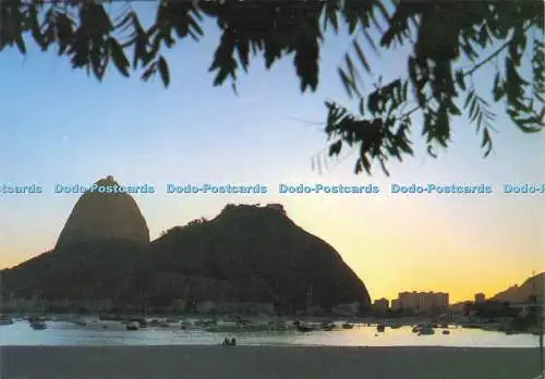 D181747 Brasil Turistico. Rio de Janeiro. Am Botafogo Beach erscheint die Sonne Behi