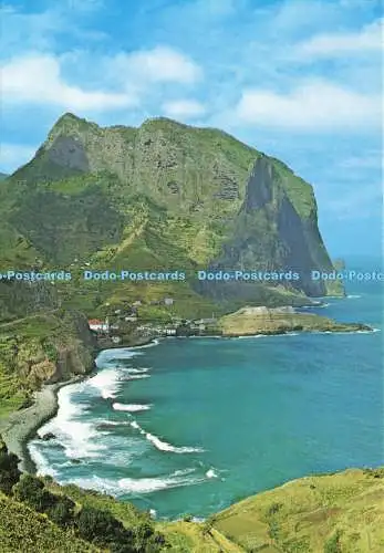 D184828 Madeira. Porto da Cruz. Blick auf Penha d Aguia. Hans Huber. F. Ribeiro