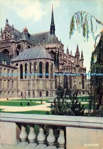 D186697 Reims. Marne. L Abside de la Cathedrale vue du Square du Palais Archiepi