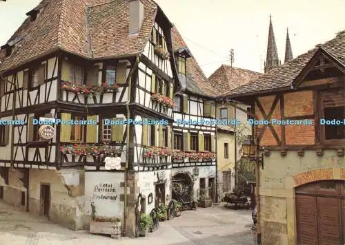 D183602 Obernai. Elsass. Vieilles Maisons a Colombages Richement Fleuries. Hotel