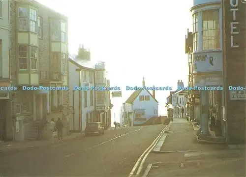 D188293 Lyme Regis. Breite Straße. Frühmorgens. Portland Gallery. Nr. 11. Liz A