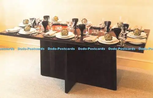 D190438 Der Tisch Lucca. The Dining Table Company. Nur Postkarten