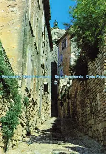 D185696 Provence. Comtat Venaissin. Gordes. Une Vieille Rue. au Fond l Eglise. S