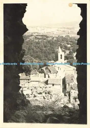 D185718 Blick auf das Dorf und die Kirche. Agfa