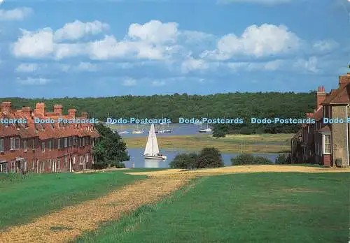 D187476 Hampshire. Buckler Hard Village und der Beaulieu River. Pitkin Guides