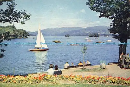 D190619 Windermere. Westmorland. Ein beliebter Blick von Bowness auf Windermere. Di