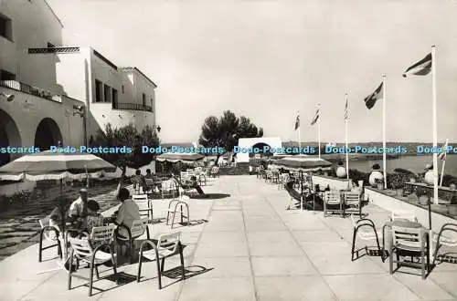 D190925 Rocamar Hotel. Cadaques. C. Brava. Große Terrasse des Rocamar Hotels. A. Ze