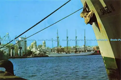 D191196 Cadiz. Muelle Ciudad. Juan Sebastian Elcano. City Quay. Schulschiff. Alm