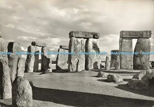 D168907 Stonehenge. Wiltshire. Trilithons. Arbeitsministerium. Krone