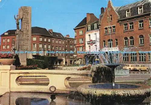 D170964 Arras. Pas de Calais. Platz Foch. Sofer. Kollektion Perla