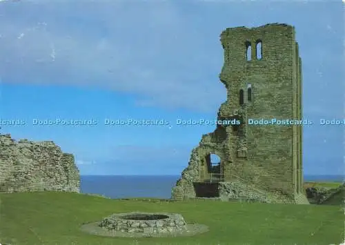 D172074 North Yorkshire. Scarborough Castle. Der große Bergfried für Heinrich II.